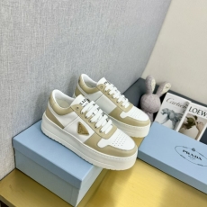 Prada Low Shoes